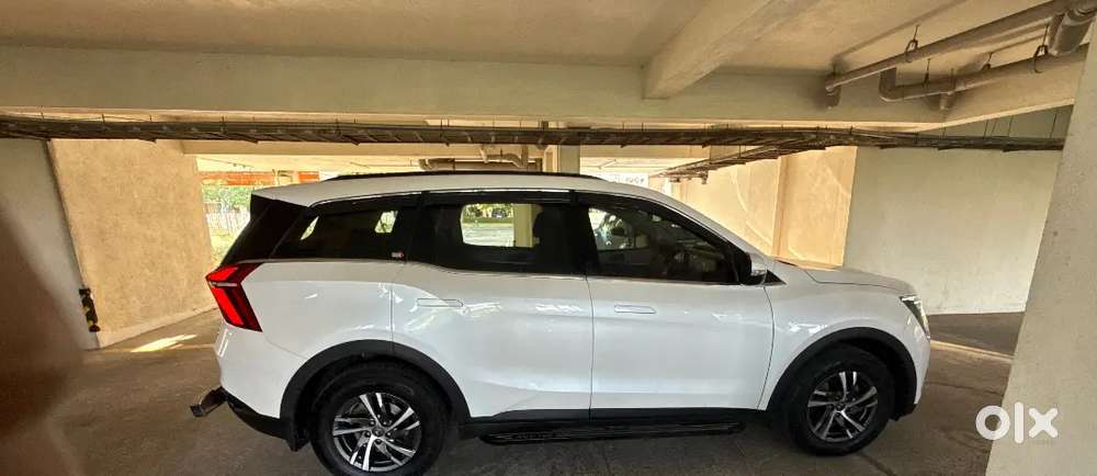 Mahindra Xuv700 2023 Petrol 39500 Km Driven
