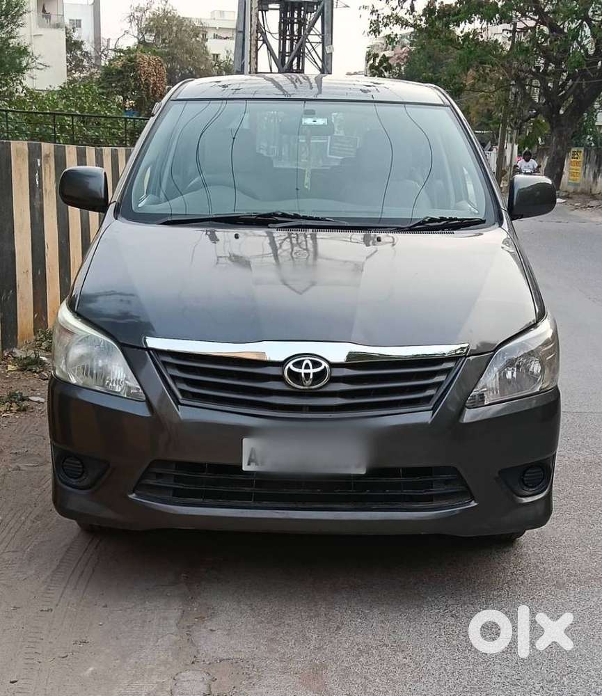 Toyota Innova 2009-2011 2.5 Gx 8 Str, 2012, Diesel