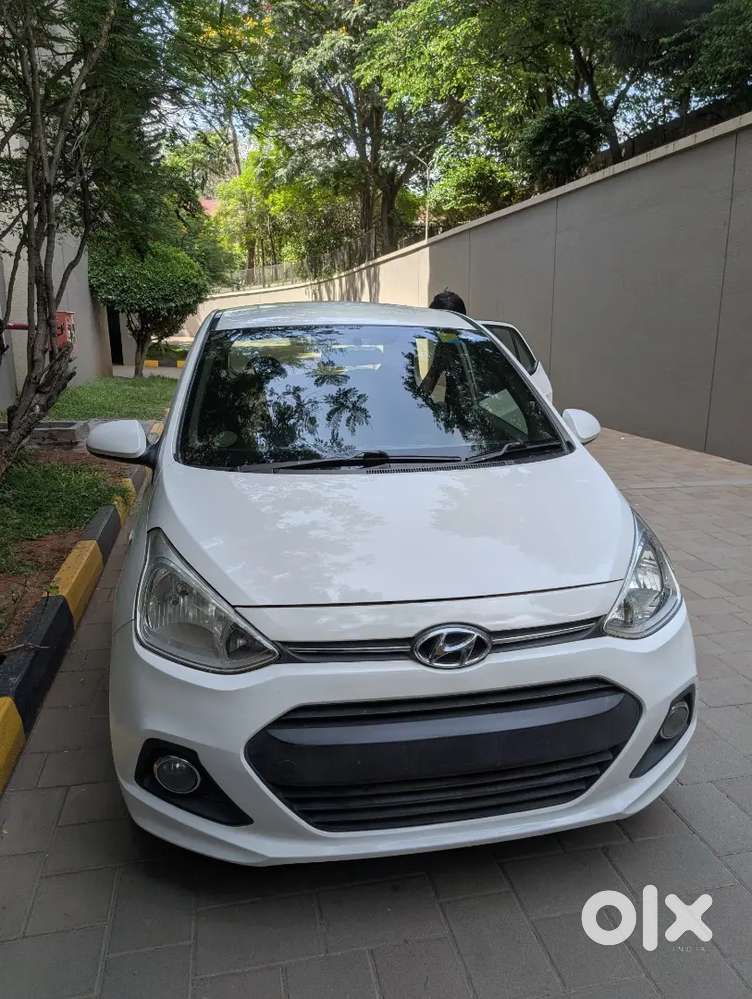 Hyundai Grand I10 2015 Petrol Well Maintained