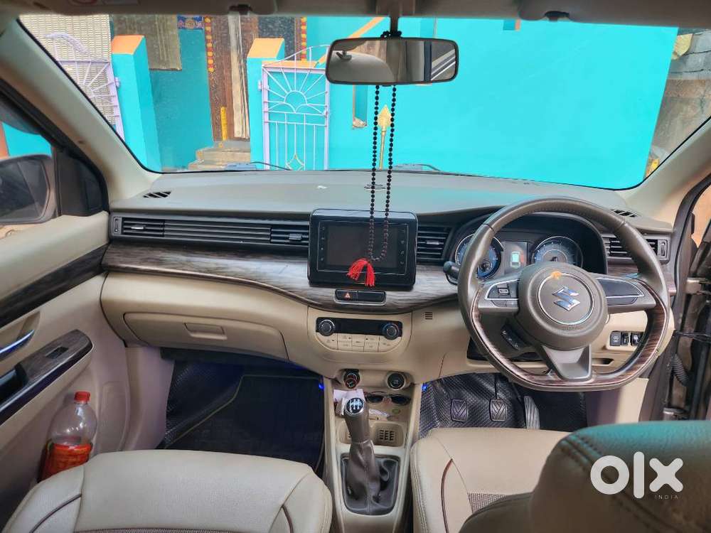 Ertiga Zxi Plus Smart Hybrid, Top End Model