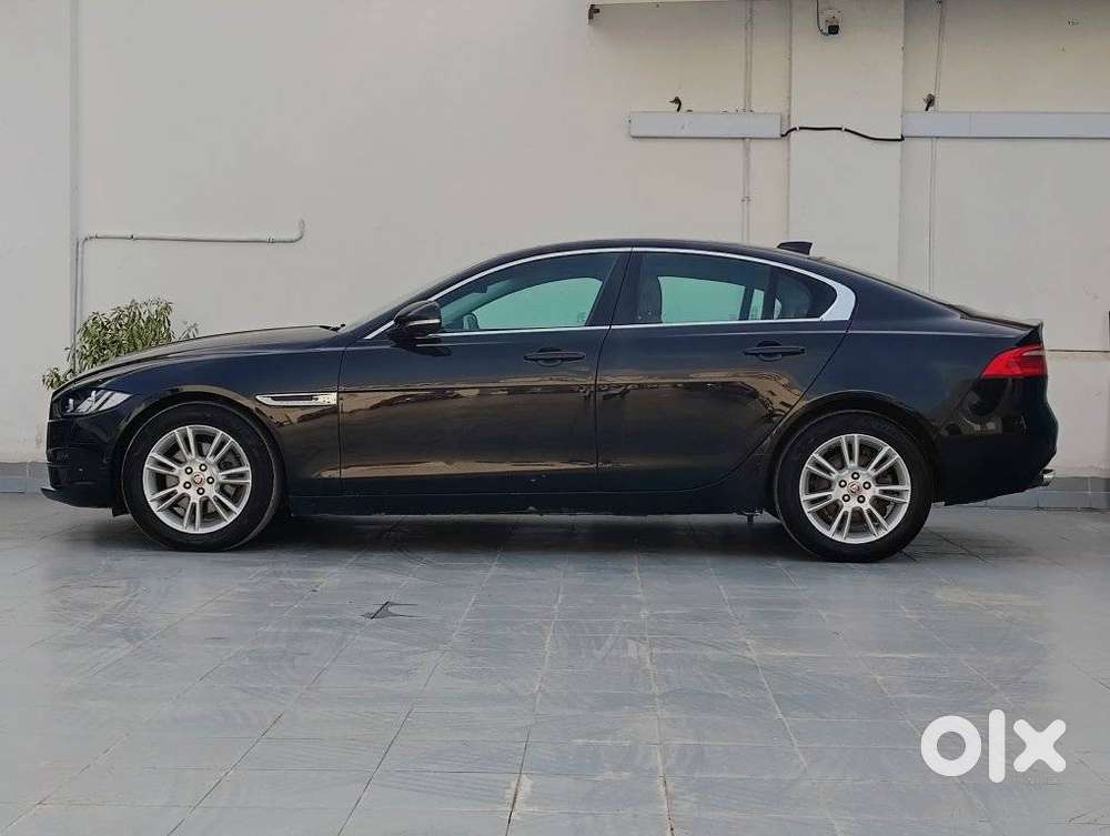 Jaguar Xe Portfolio, 2018, Diesel