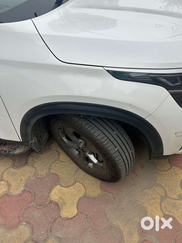 Kia Seltos Petrol 2021