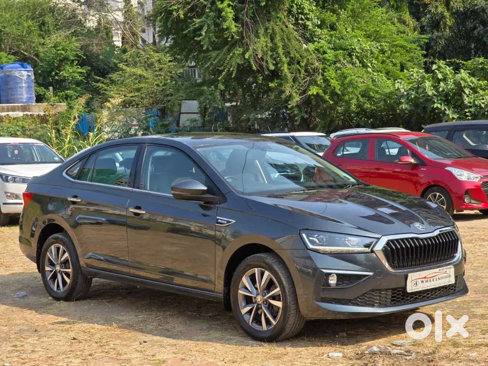 Skoda Slavia Style 1.0l Tsi At, 2023, Petrol
