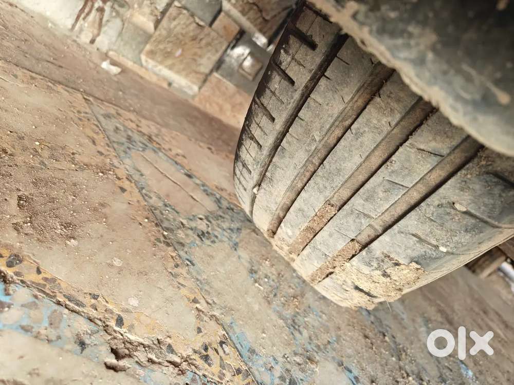 Mahindra Xuv300 2023 Petrol 16000 Km Driven