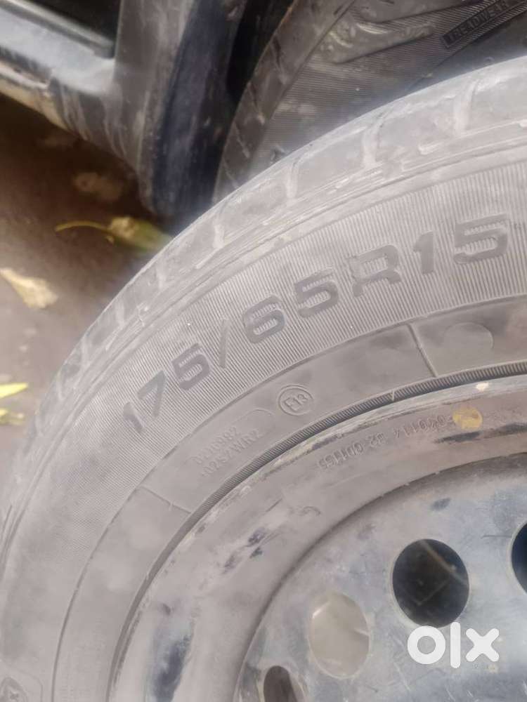 Mahindra Tuv 300 T4 Plus, 2016, Diesel