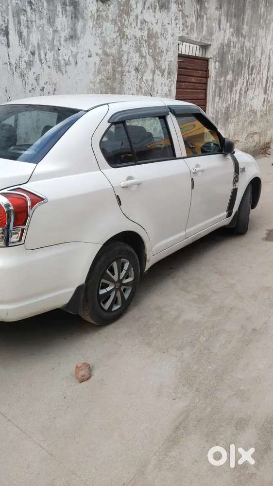 Maruti Suzuki Dzire 2015 Diesel Second-owner