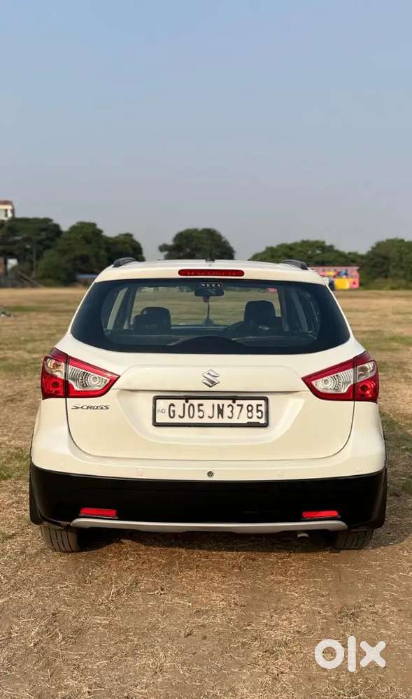 Maruti Suzuki S-cross 2015 Diesel 100000 Km Driven