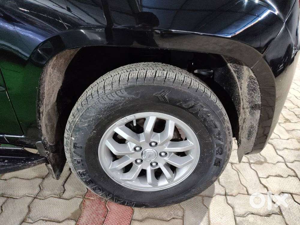 Mahindra Tuv 300 Mhawk100 T8, 2015, Diesel