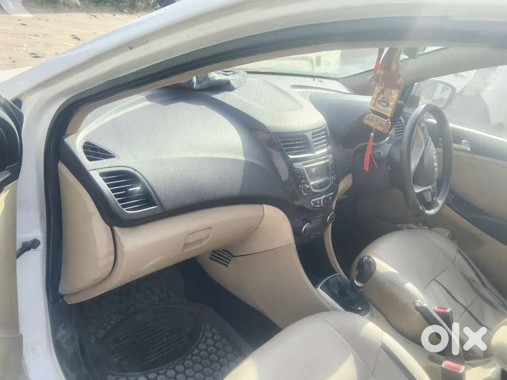 Hyundai Fluidic Verna 2013