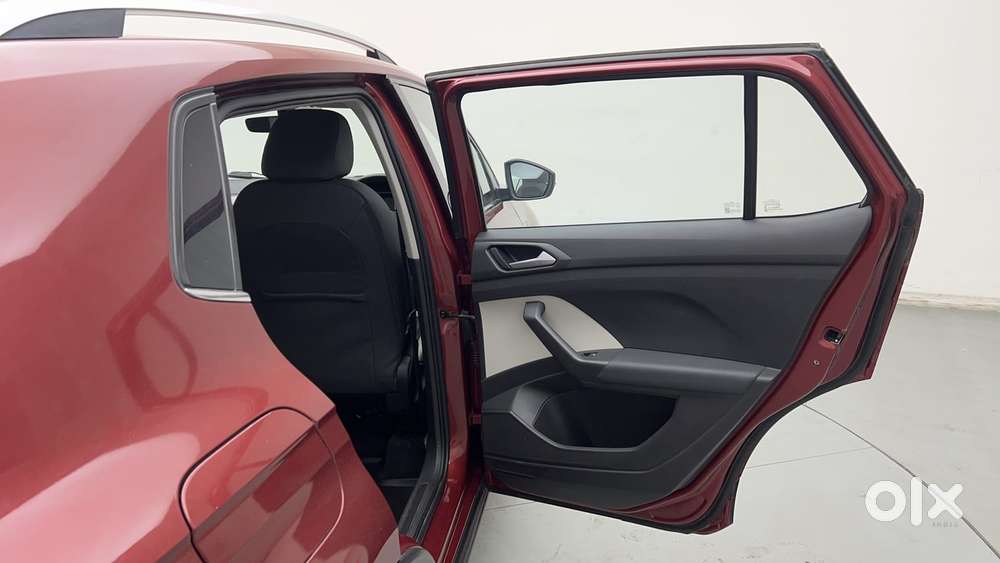 Volkswagen Taigun Topline 1.0 Tsi At (electric Seats), 2022, Petrol