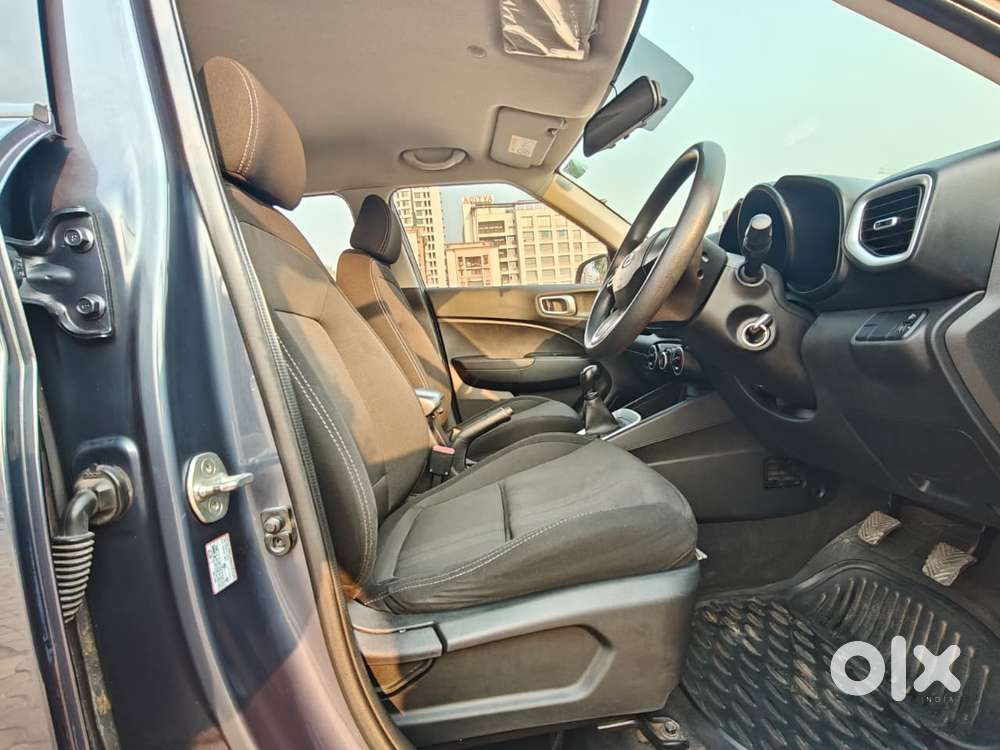 Hyundai Venue S Turbo, 2019, Petrol