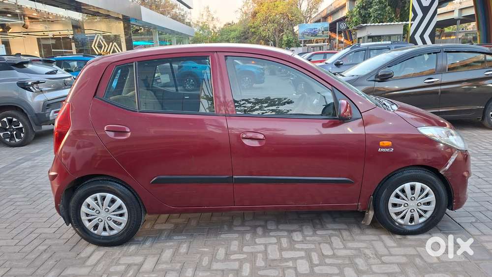 Hyundai I10 Sportz, 2015, Petrol