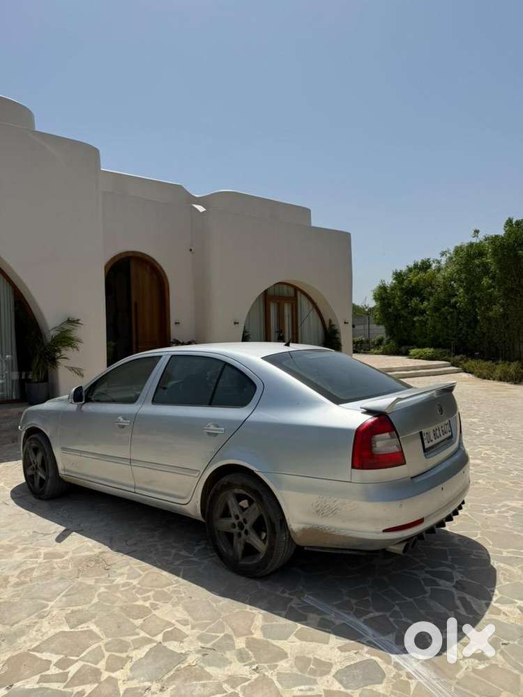 Skoda Laura 2012 Petrol Well Maintained