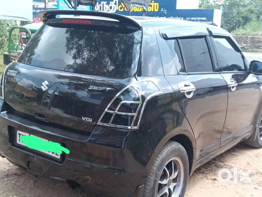 Maruti Suzuki Swift 2010