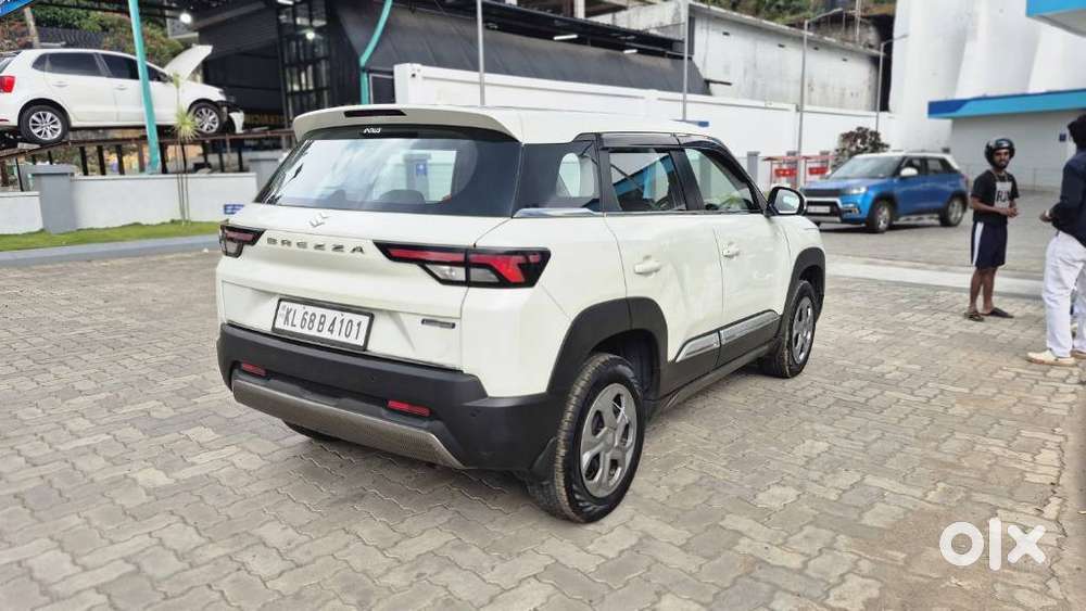 Maruti Suzuki Brezza 1.5 Vxi Smart Hybrid, 2022, Petrol