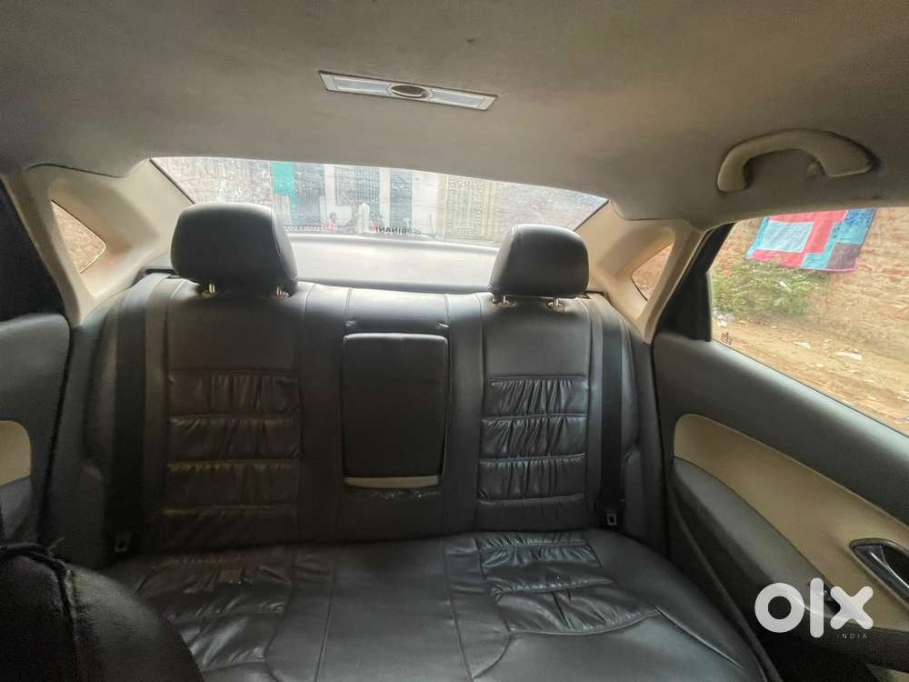 Volkswagen Vento 2012 Petrol