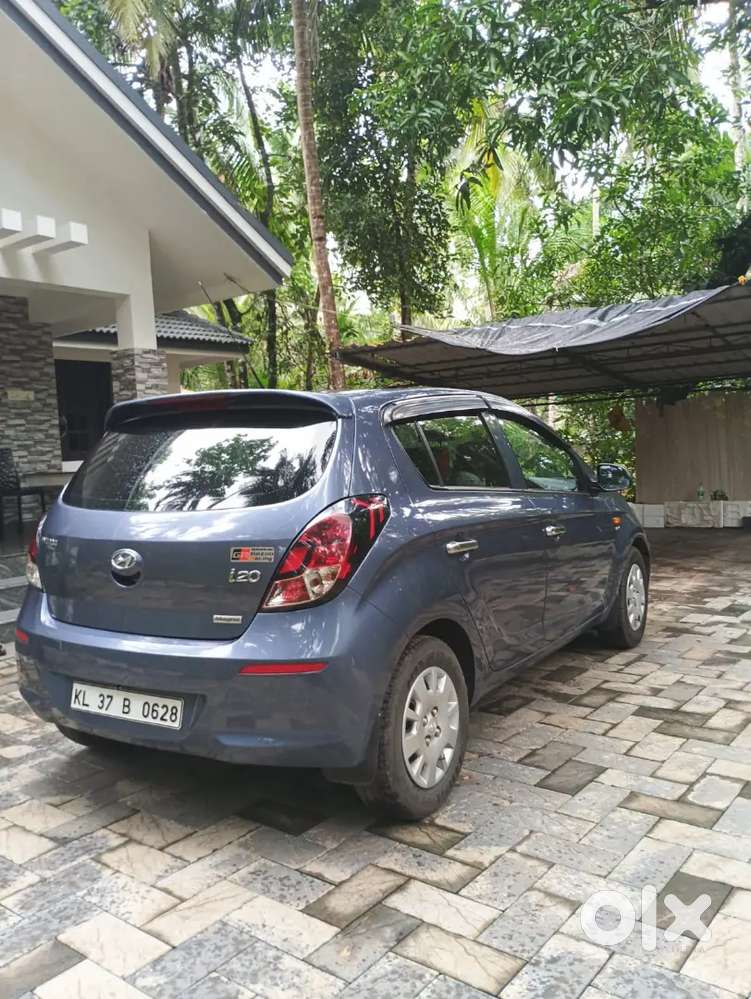 Hyundai I20 Magna Petrol Manual 2012