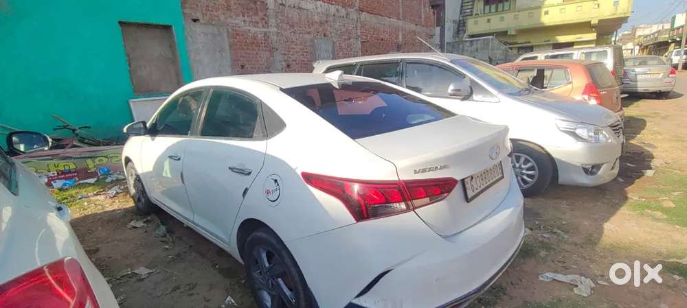 Hyundai Verna 1.5 Mpi Mt Sx 2021