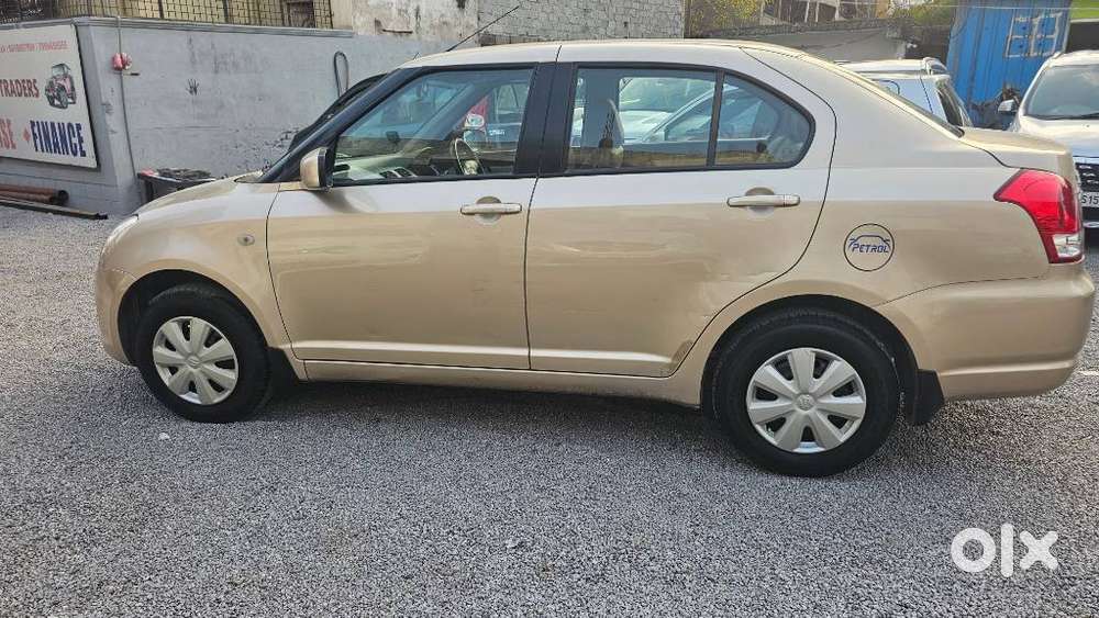 Maruti Suzuki Swift Dzire Vxi Optional, 2011, Petrol
