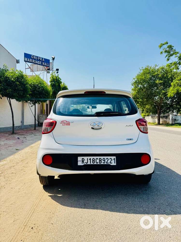 Hyundai Grand I10 Asta Option, 2017, Petrol