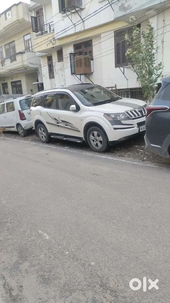 Mahindra Xuv500 2012 Diesel 93000 Km Driven