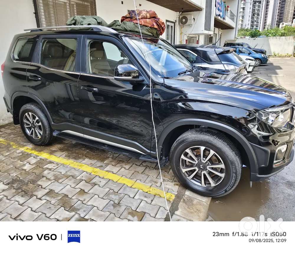 Mahindra Scorpio-n 2025 Diesel 8200 Km Driven Z8 Select