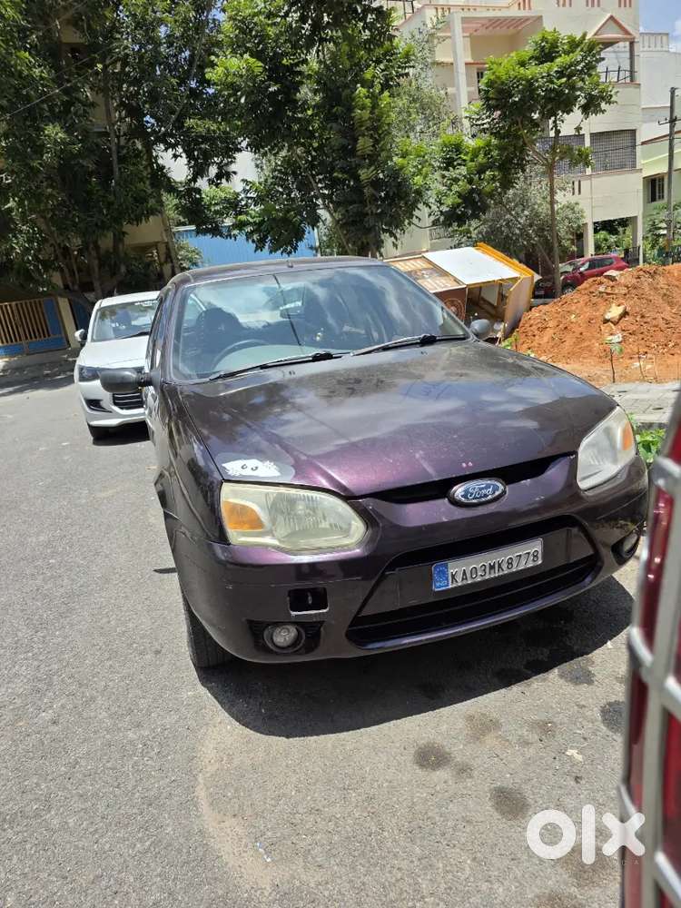 Ford Ikon 1.4 Zxi 2009