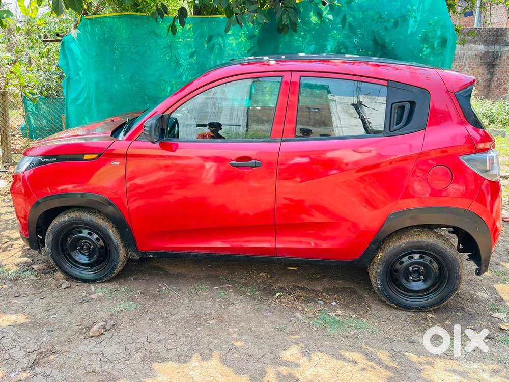 Mahindra Kuv 100 2018 Petrol