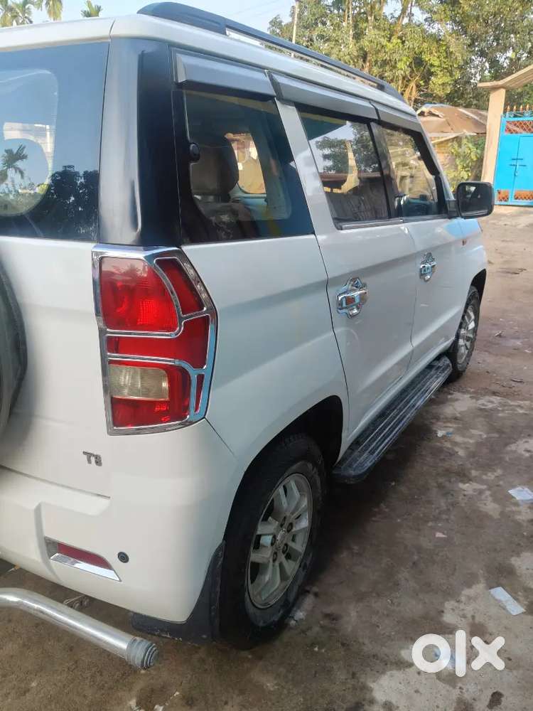 Mahindra Tuv 300 2018 Diesel Automatic