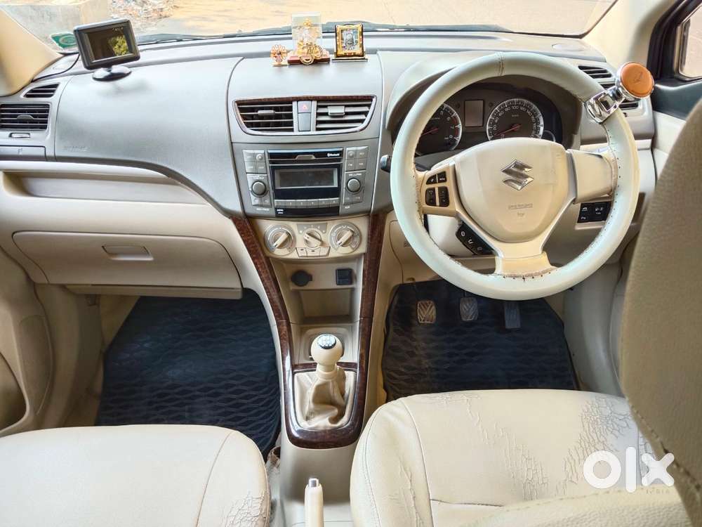 Maruti Suzuki Ertiga 1.4 Vxi Cng Anniversary Edition, 2015, Cng & Hy..
