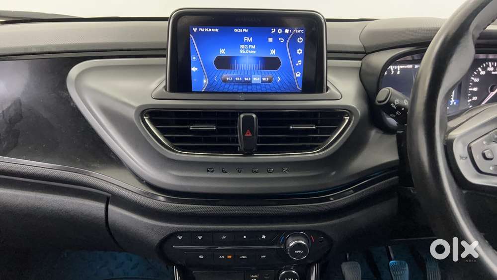 Tata Altroz 1.2 Xz Plus Dark Edition, 2021, Petrol