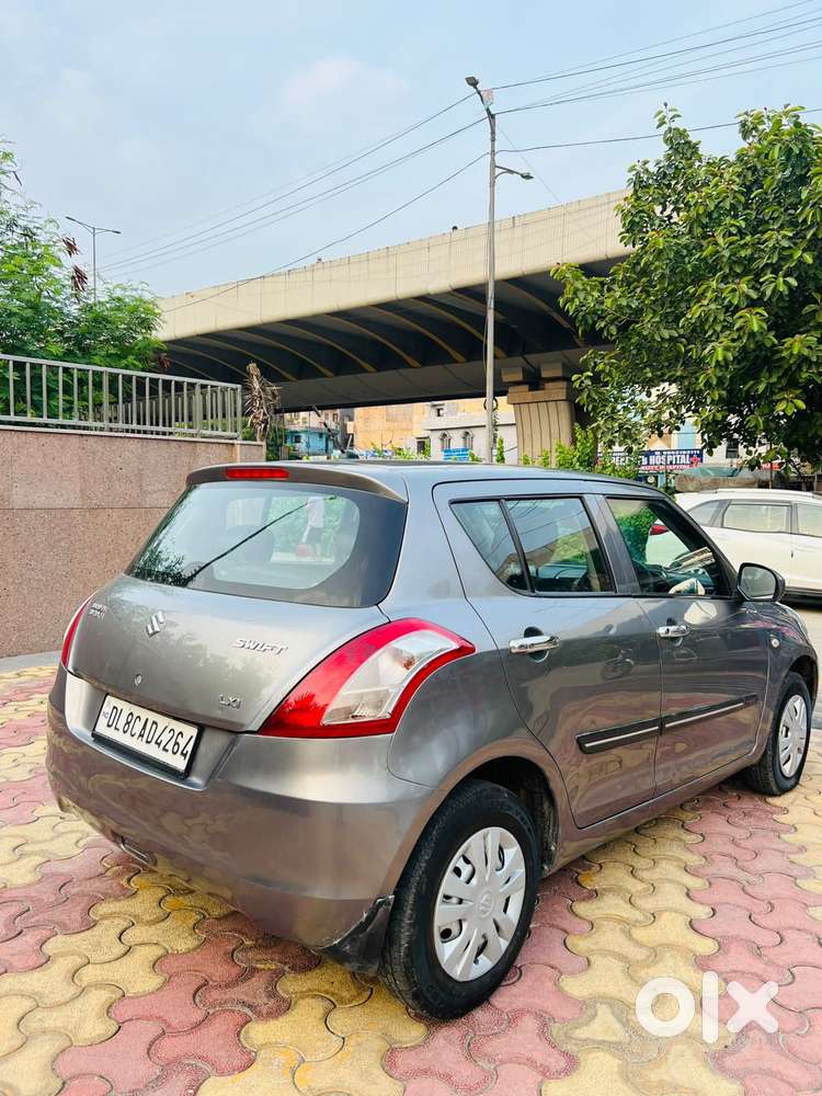 Maruti Suzuki Swift Lxi Option, 2015, Petrol