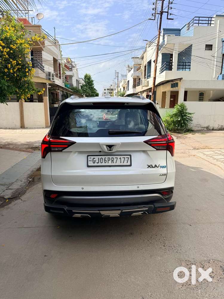 Mahindra Xuv700 2.2 Ax 5 Diesel At 7 Str, 2023, Diesel