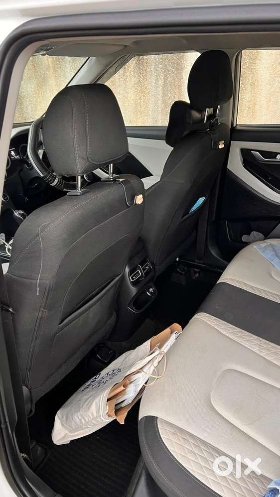 Hyundai Creta 2023 Petrol 25k Driven In Showroom Condition