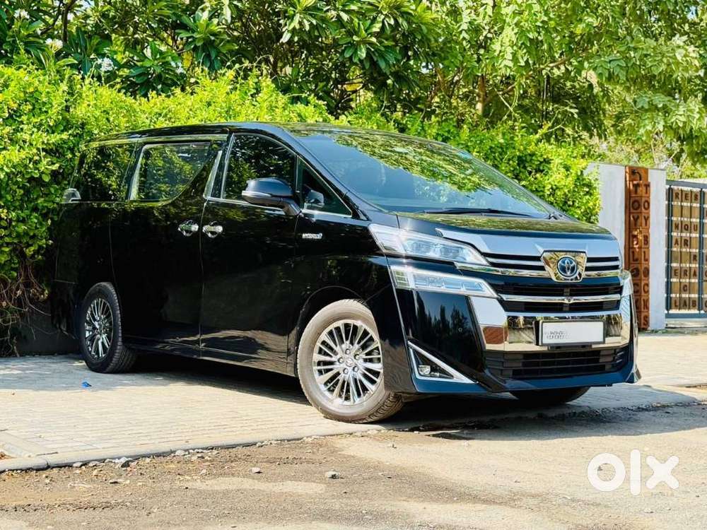 Toyota Vellfire 2.5 Hybrid, 2021, Petrol