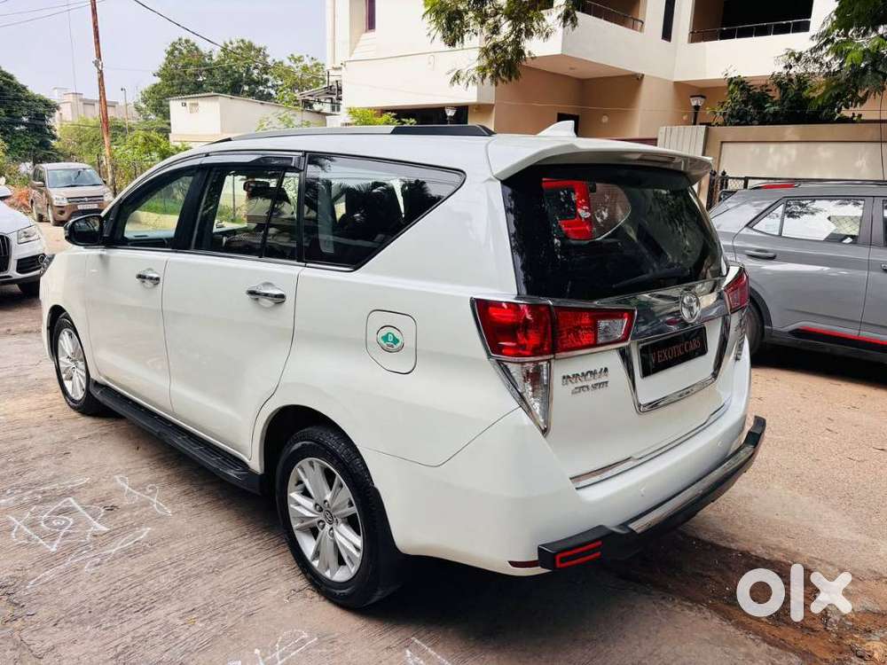 Toyota Innova Crysta 2.8z Automatic, 2019, Diesel