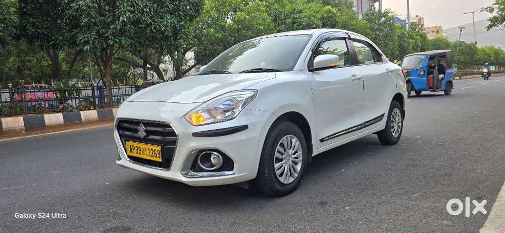 Maruti Suzuki Dzire 1.2 Vxi, 2023, Petrol