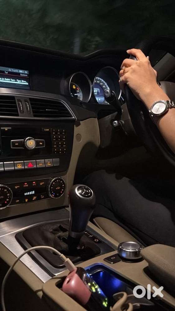 Mercedes-benz C-class 2014 Diesel 12600 Km Driven