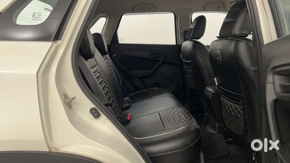 Maruti Suzuki Vitara Brezza 1.5 Vxi At, 2022, Petrol
