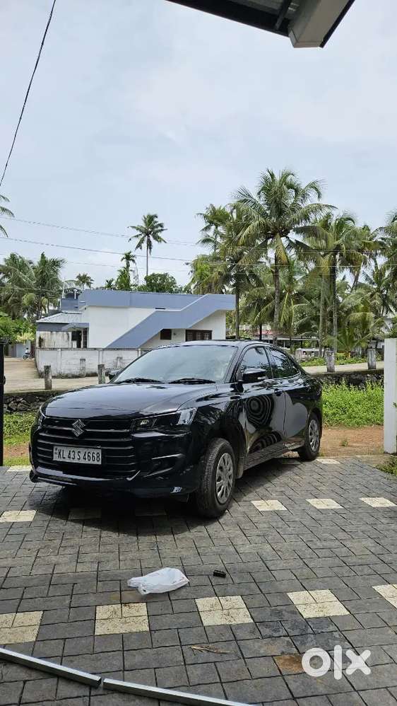 Maruti Suzuki Dzire Vxi 2025