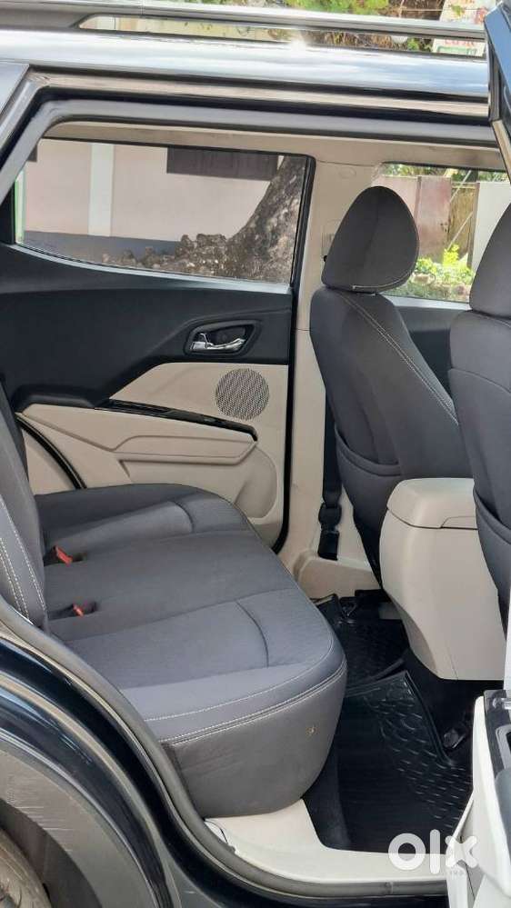 Mahindra Xuv300, 2022, Diesel