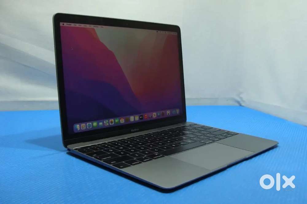 Apple MacBook 12 A1534 (EARLY 2016) MLHC2LL/A M5-6Y54 1.2GHz 8GB