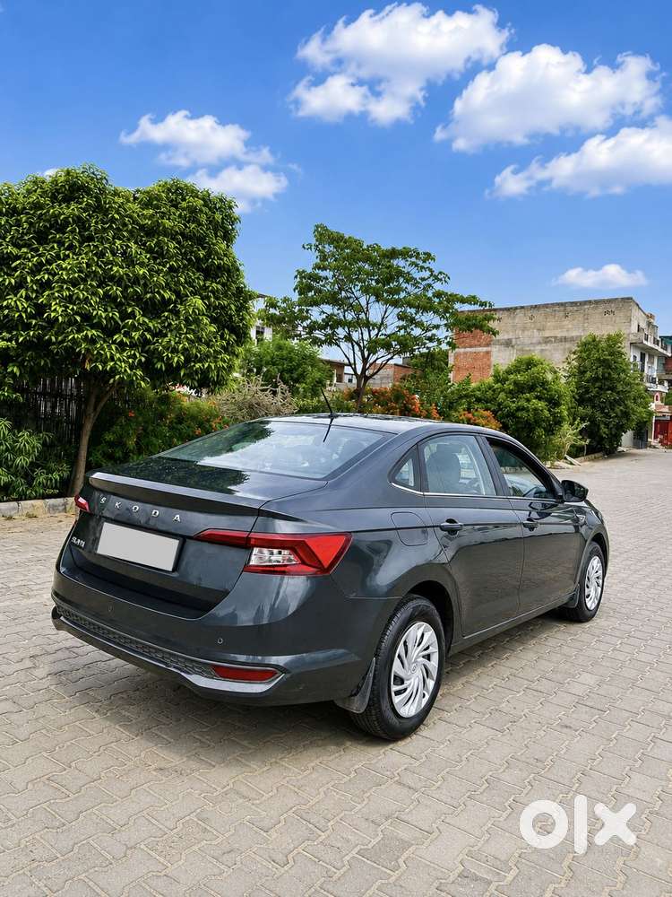 Skoda Slavia 1.0 Active Tsi, 2022, Petrol