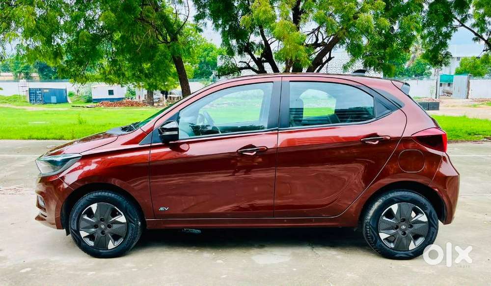 Tata Tiago Ev Xz Plus Tech Lux Lr, 2025, Electric