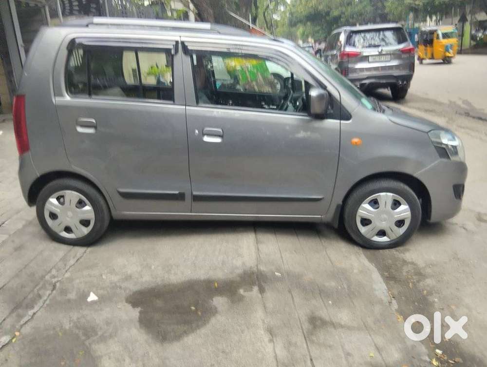 Maruti Suzuki Wagon R Vxi Amt1.2, 2016, Petrol