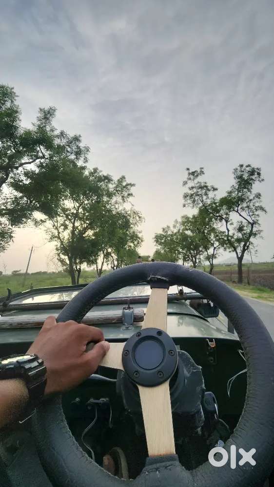 Mahindra Bolero 1996