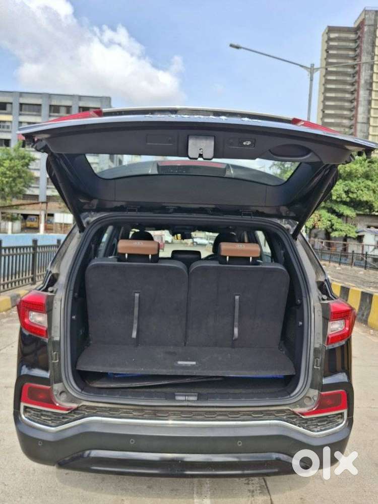 Mahindra Alturas G4 4wd At, 2021, Diesel