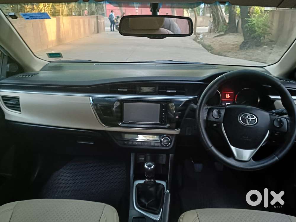 Toyota Corolla Altis 1.8 G, 2017, Petrol