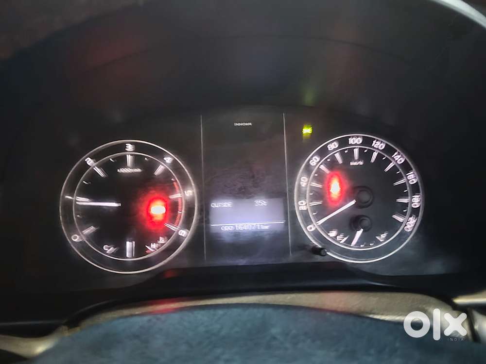 Toyota Innova Crysta 2.4 G Mt, 2018, Petrol