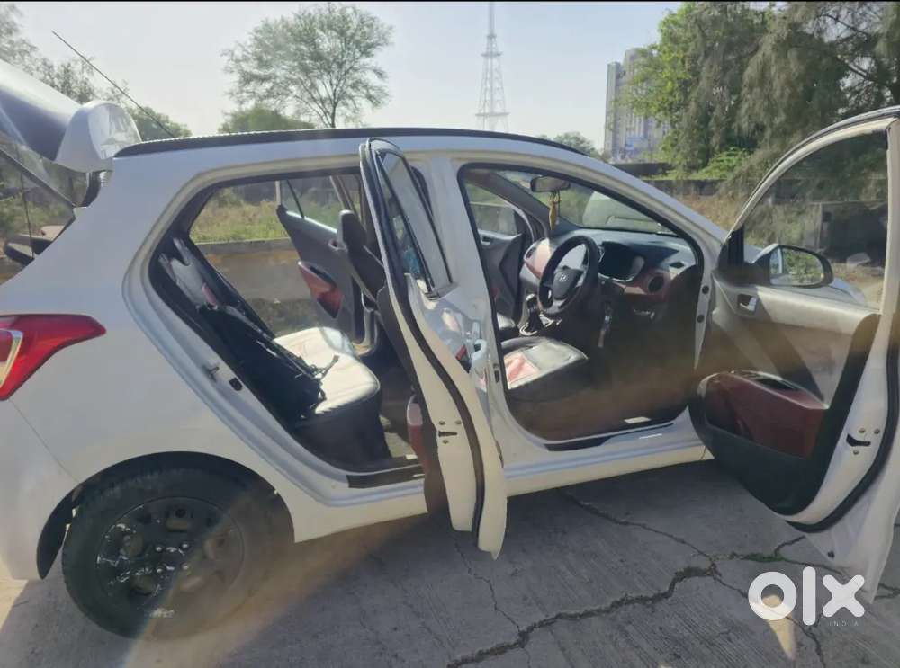 Anniversary Model Grand I10 Prime (special Edition - Red & Black)